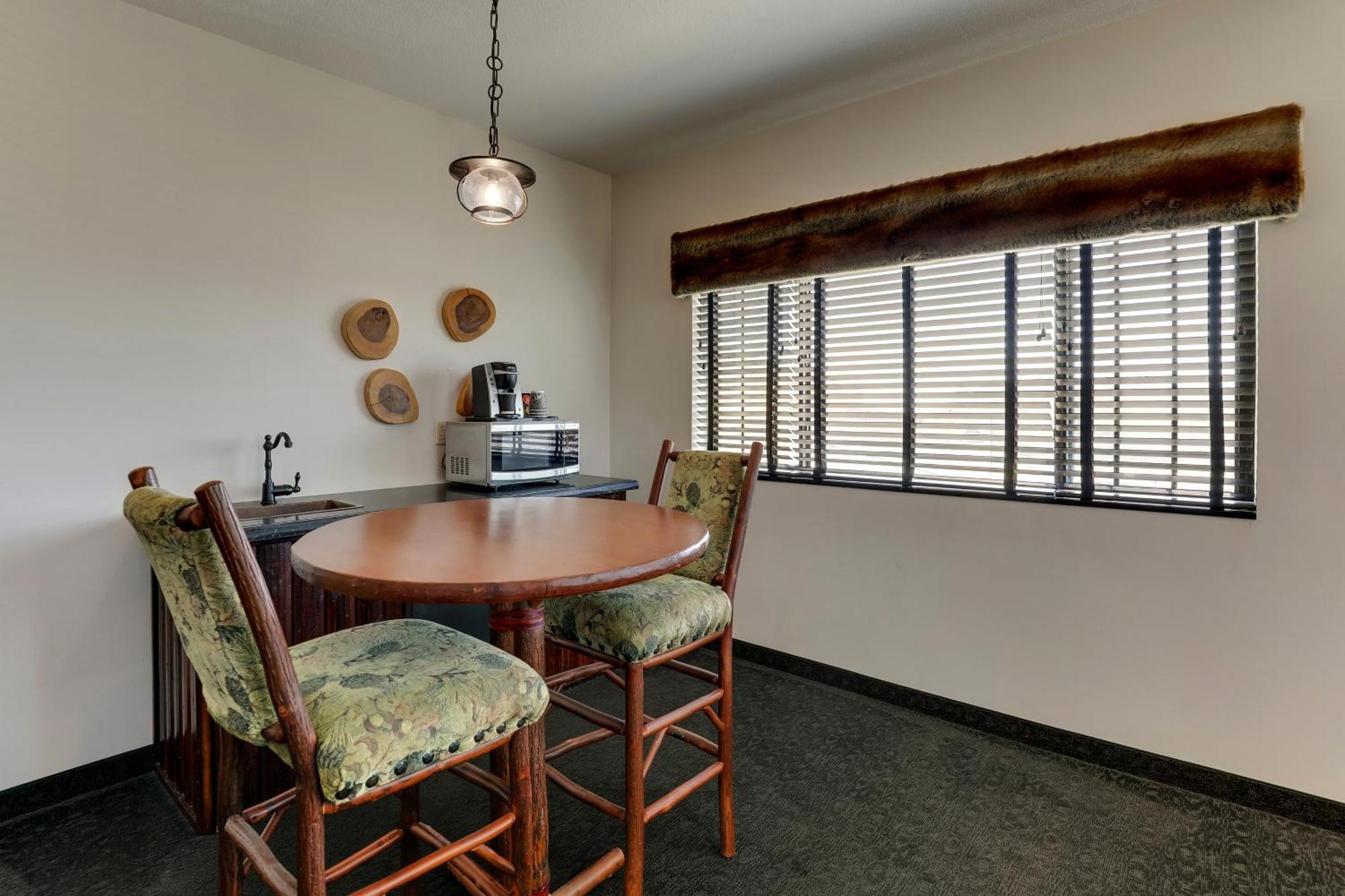 Stoney Creek Hotel Tulsa - Брокен-Эрроу Экстерьер фото