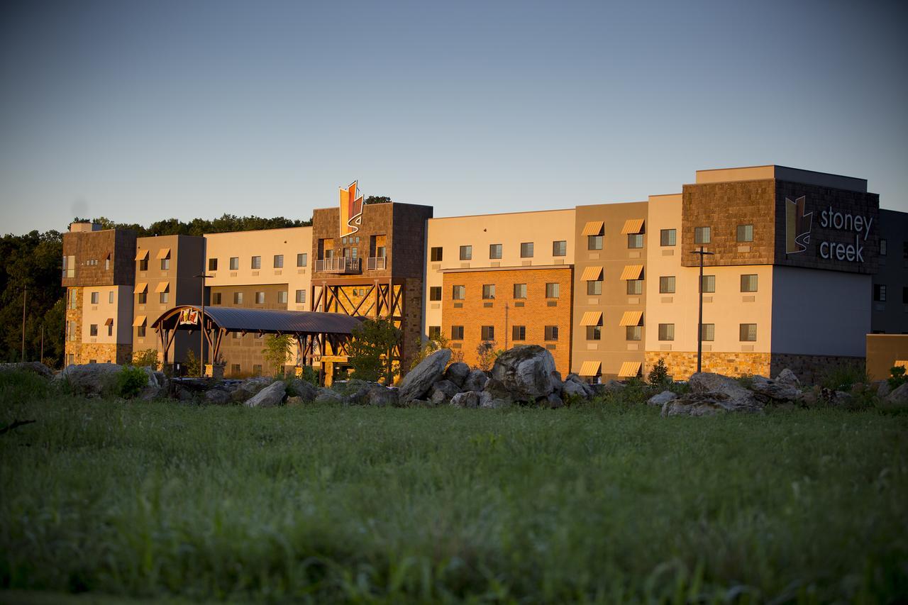Stoney Creek Hotel Tulsa - Брокен-Эрроу Экстерьер фото